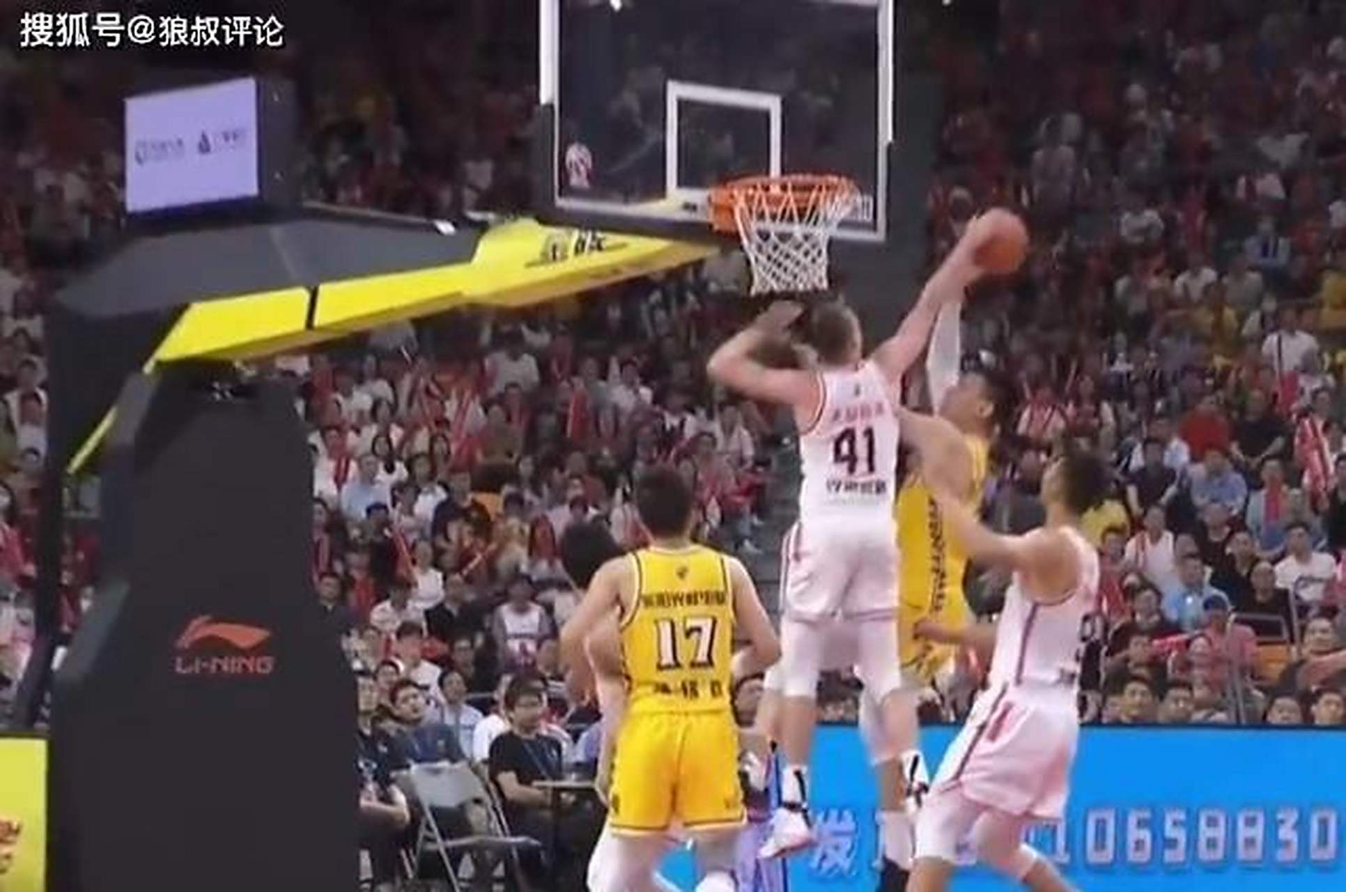 雷霆绝杀墨西哥男篮，汉密尔顿绝境逆转的简单介绍