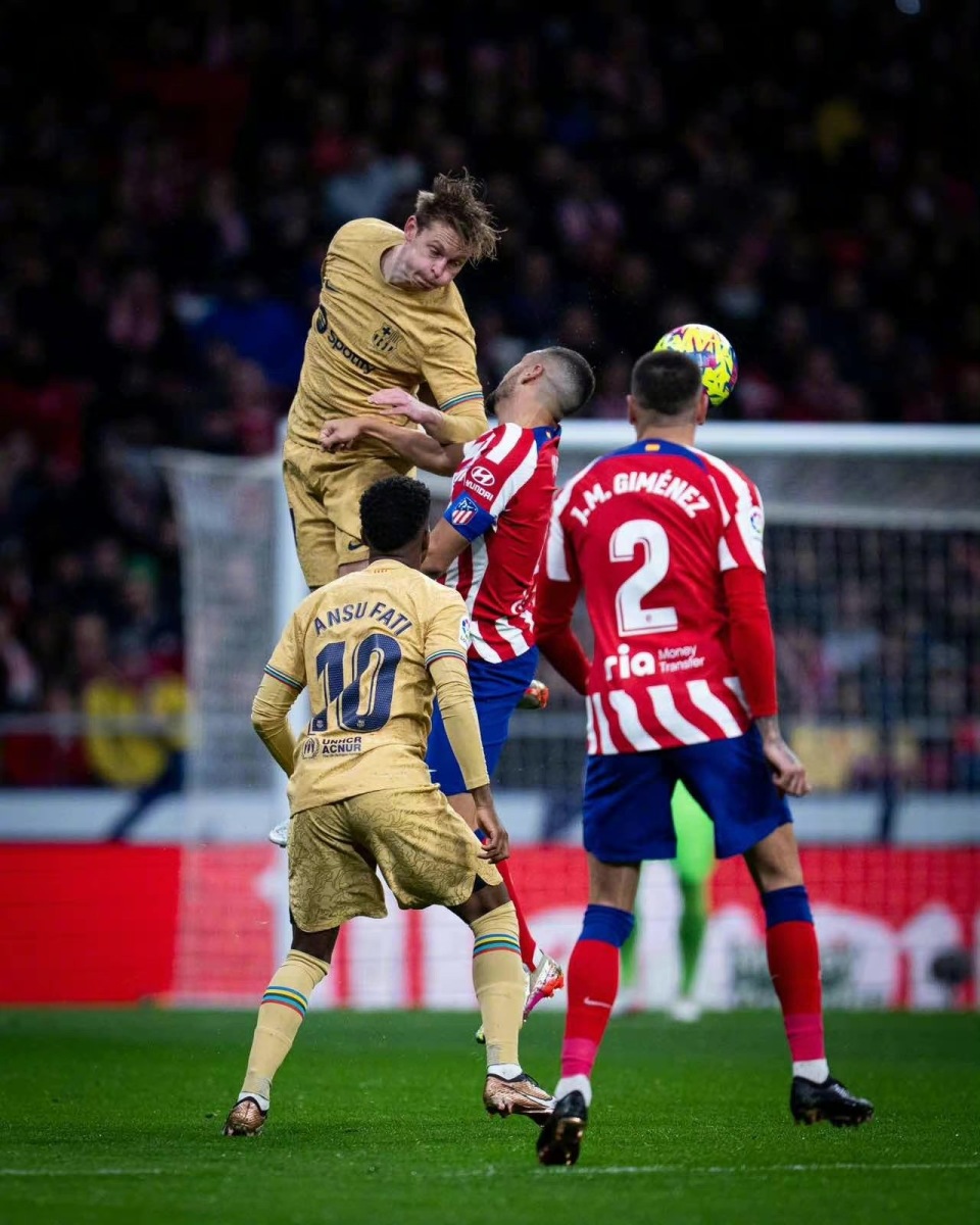 瓦伦西亚翻盘摩洛哥,德容关键制胜 瓦伦西亚翻盘摩洛哥,德容关键制胜