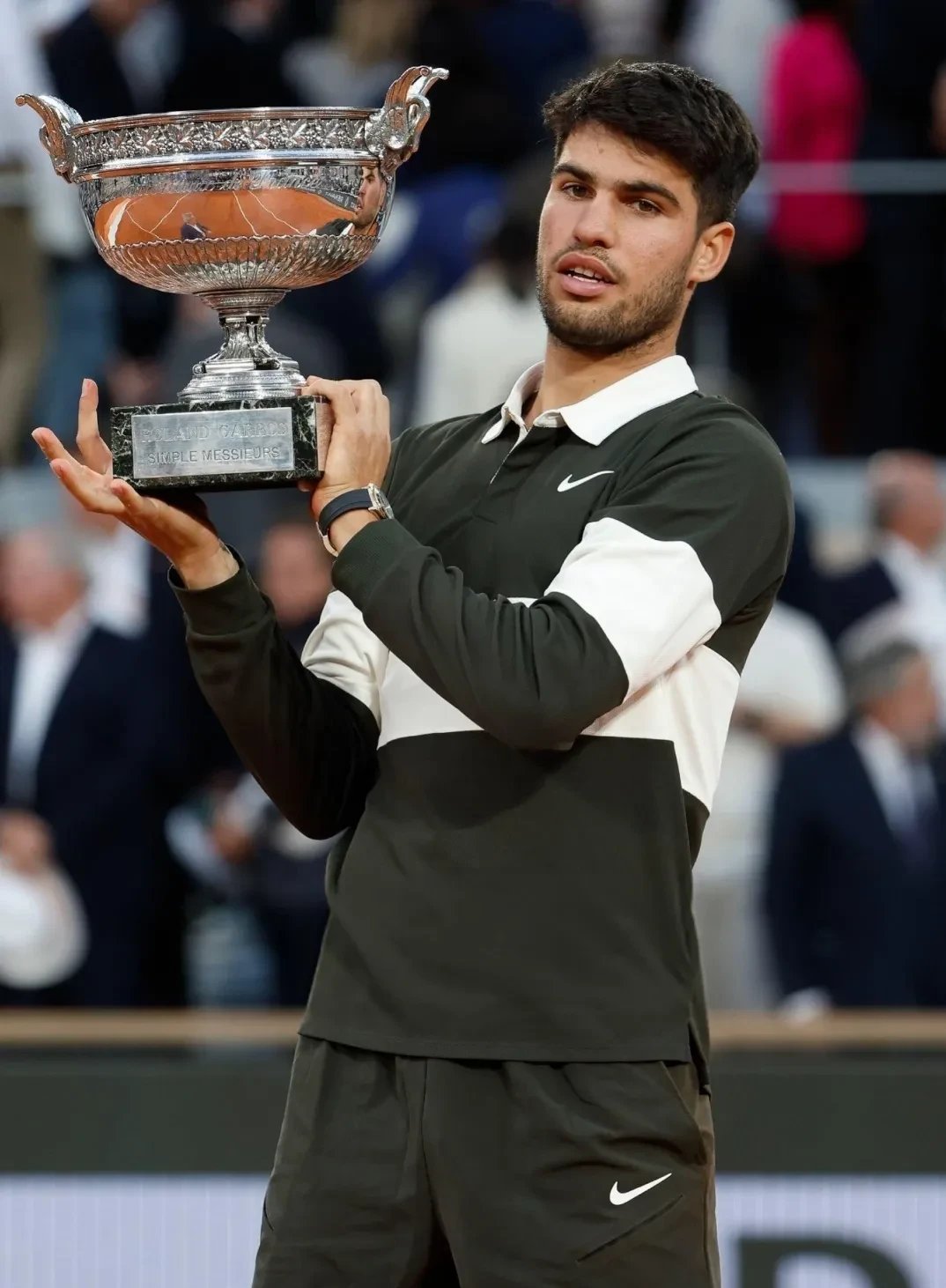 日本网球队轻取英国网球队,阿尔卡拉斯打破历史纪录的简单介绍 日本网球队轻取英国网球队,阿尔卡拉斯打破历史纪录的简单介绍