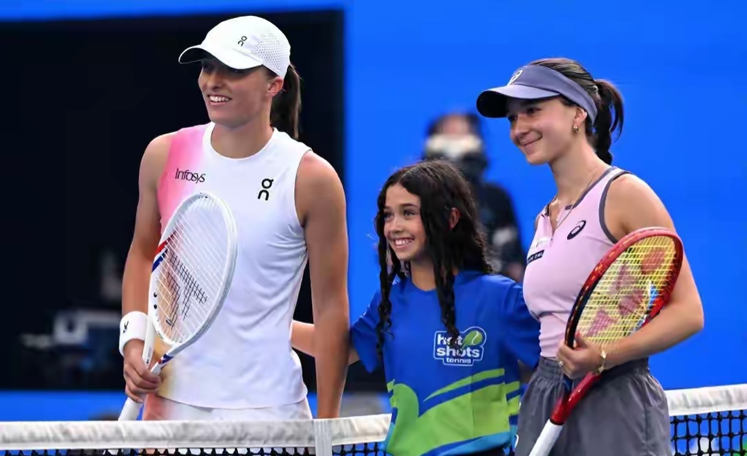 包含意大利网球队翻盘澳大利亚网球队，瓦林卡送出助攻的词条