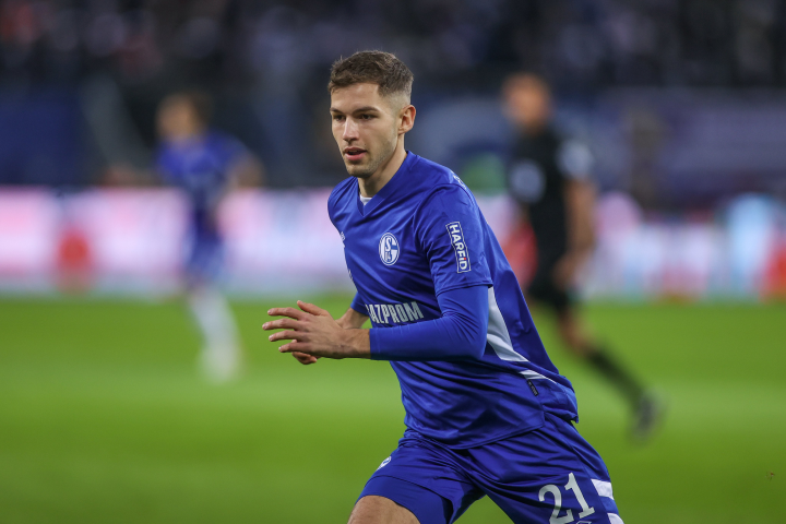 包含沙尔克04客场战平汉堡,遭遇五连平的词条 包含沙尔克04客场战平汉堡,遭遇五连平的词条