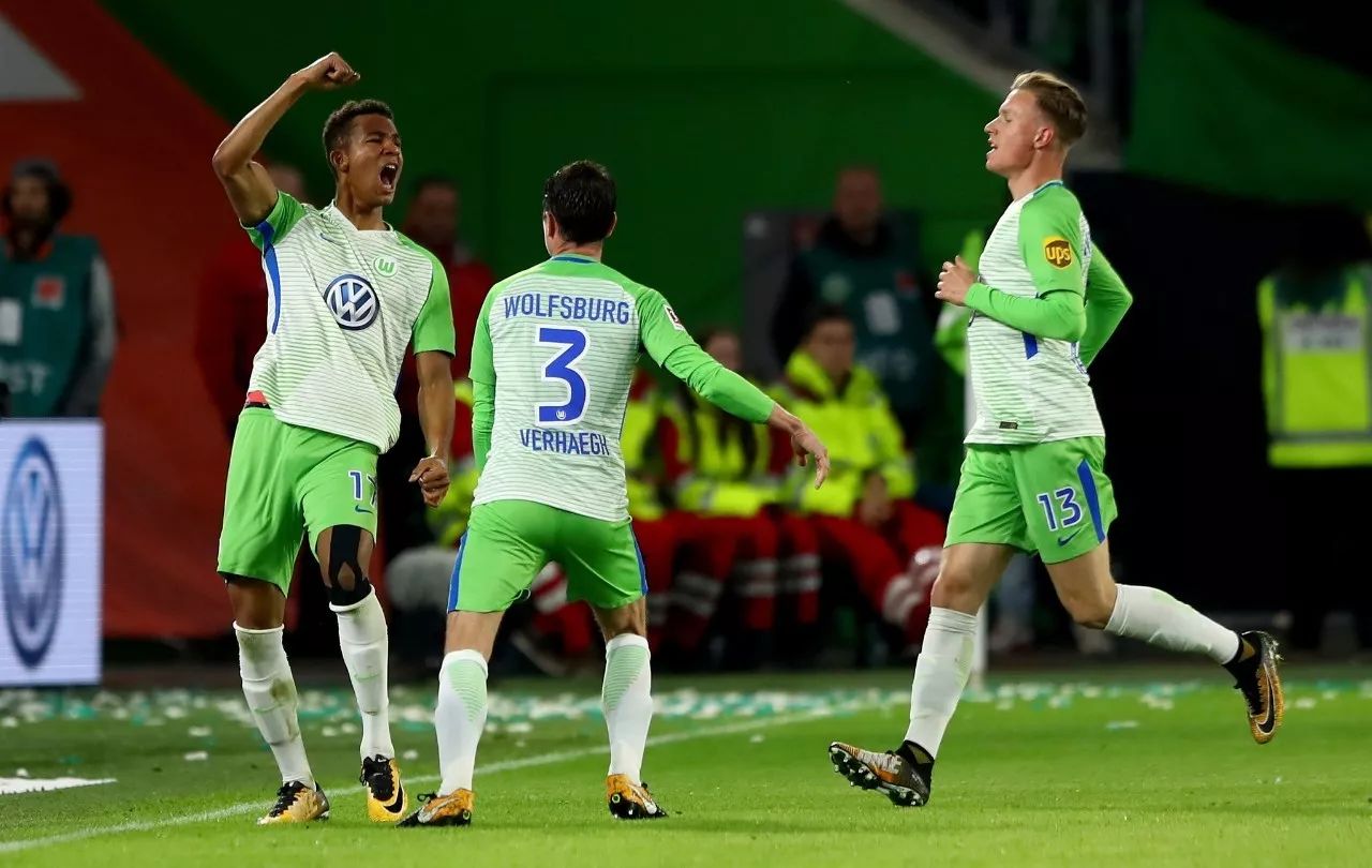 包含沙尔克04客场战平汉堡,遭遇五连平的词条 包含沙尔克04客场战平汉堡,遭遇五连平的词条