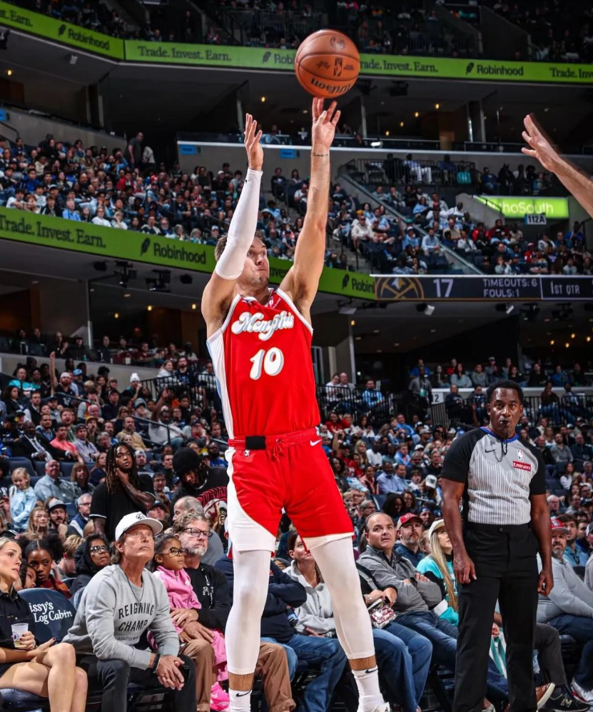 包含马刺艰难击败奇才,稳守次席的词条 包含马刺艰难击败奇才,稳守次席的词条