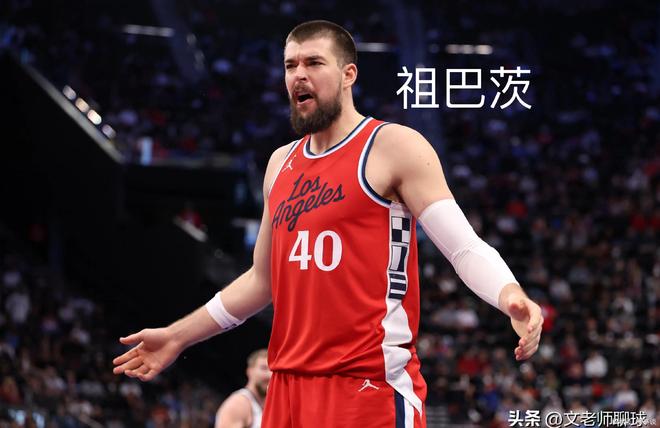 快船队外线射手连续命中关键三分的简单介绍 快船队外线射手连续命中关键三分的简单介绍