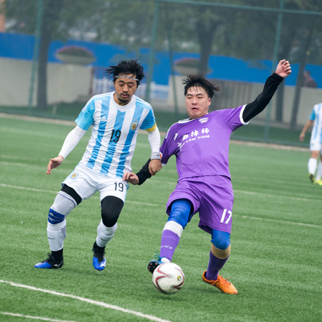 开云体育官网-法兰克福豪取大捷，壮志凌云斩获胜利