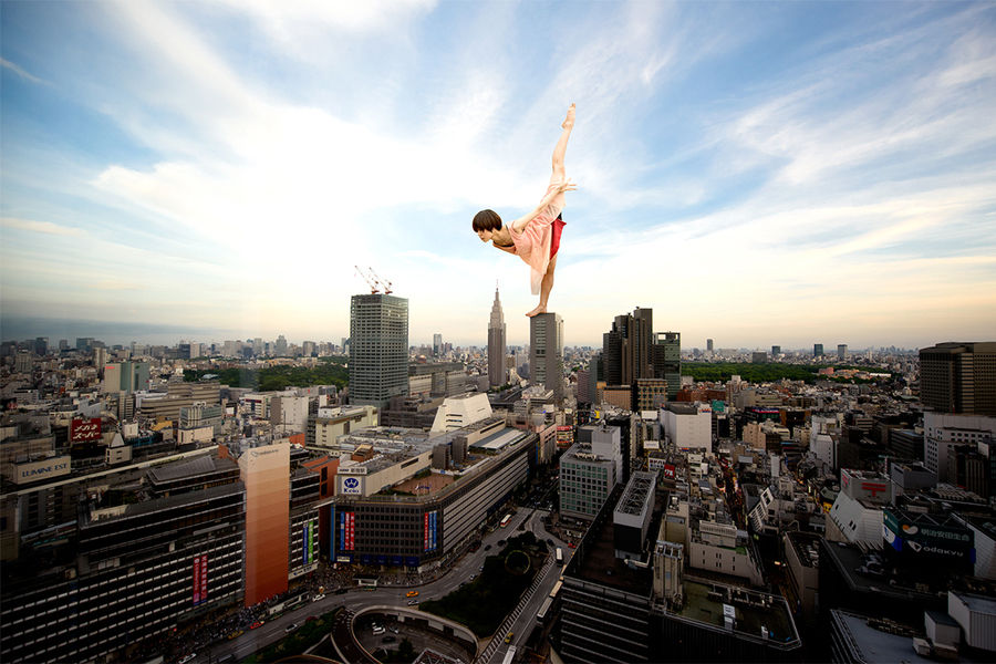 开云体育直播-日本巨人强势回归：东京挽救一城尊严