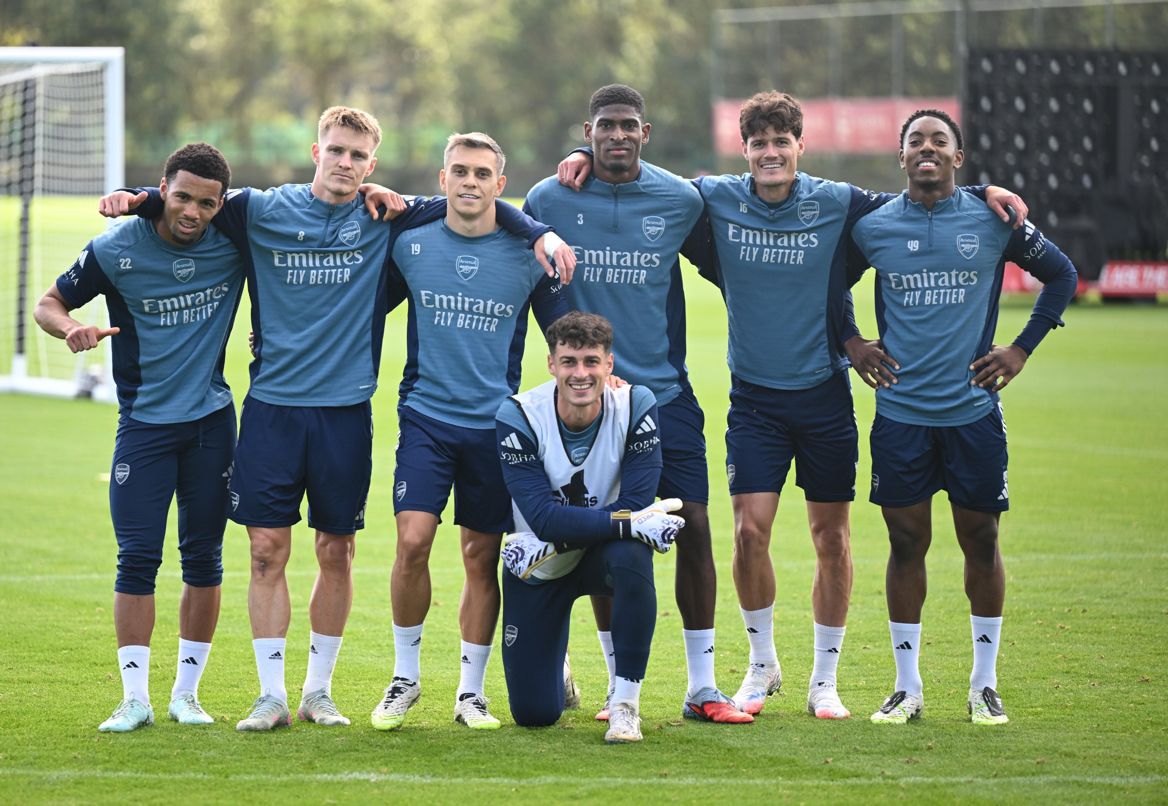 关于阿森纳主场大破谢菲联，保持不败势头的信息