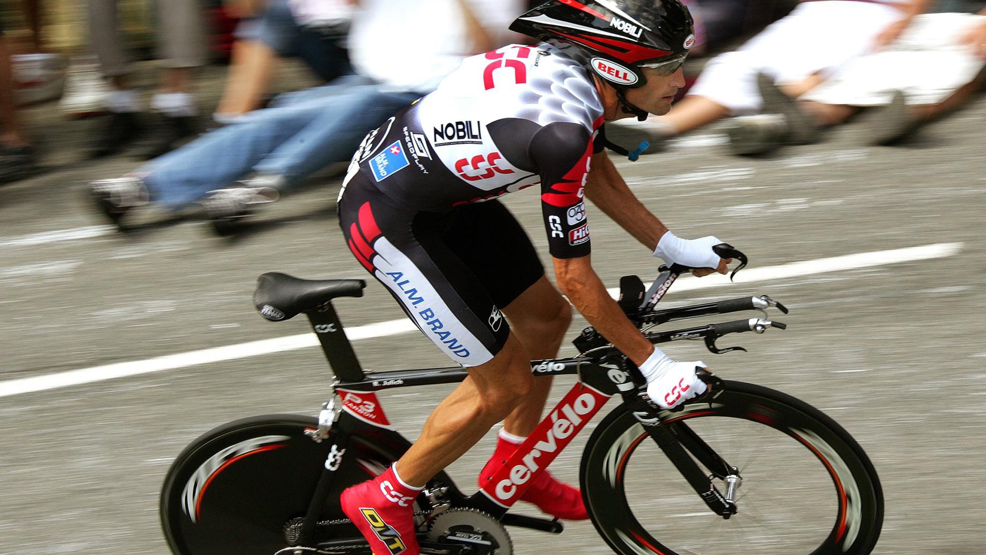 赛道新秩序，红牛完美战术击溃法拉利，诺里斯惊艳表现改写格局